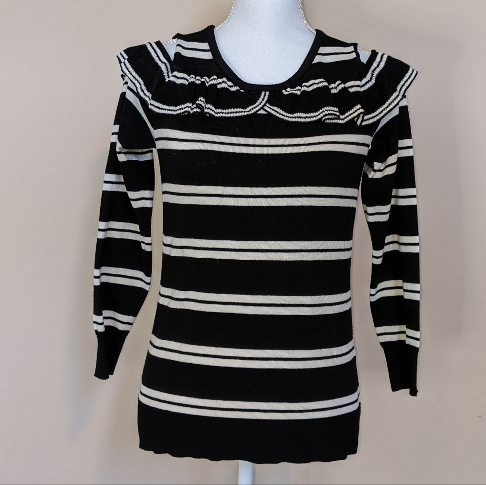 WHBM Black&White Stripe Cold Shoulder Long Sleeves Sweater SMALL